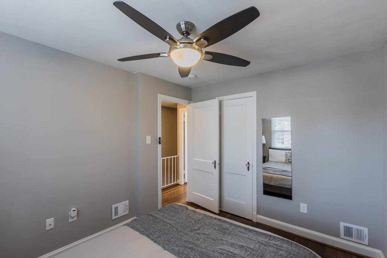 Beautiful 3Br 2Ba House With Cozy Backyard By Cozysuites Alexandria Exteriör bild