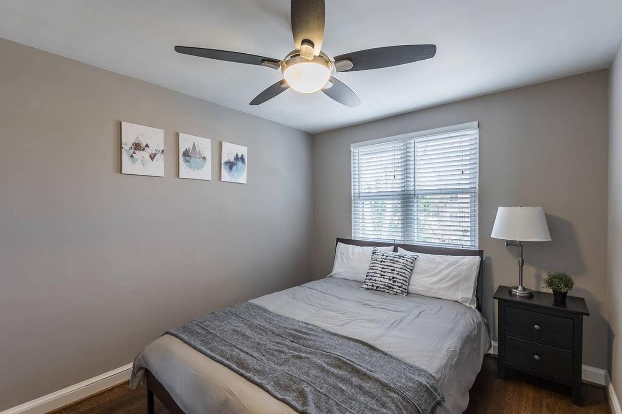 Beautiful 3Br 2Ba House With Cozy Backyard By Cozysuites Alexandria Exteriör bild