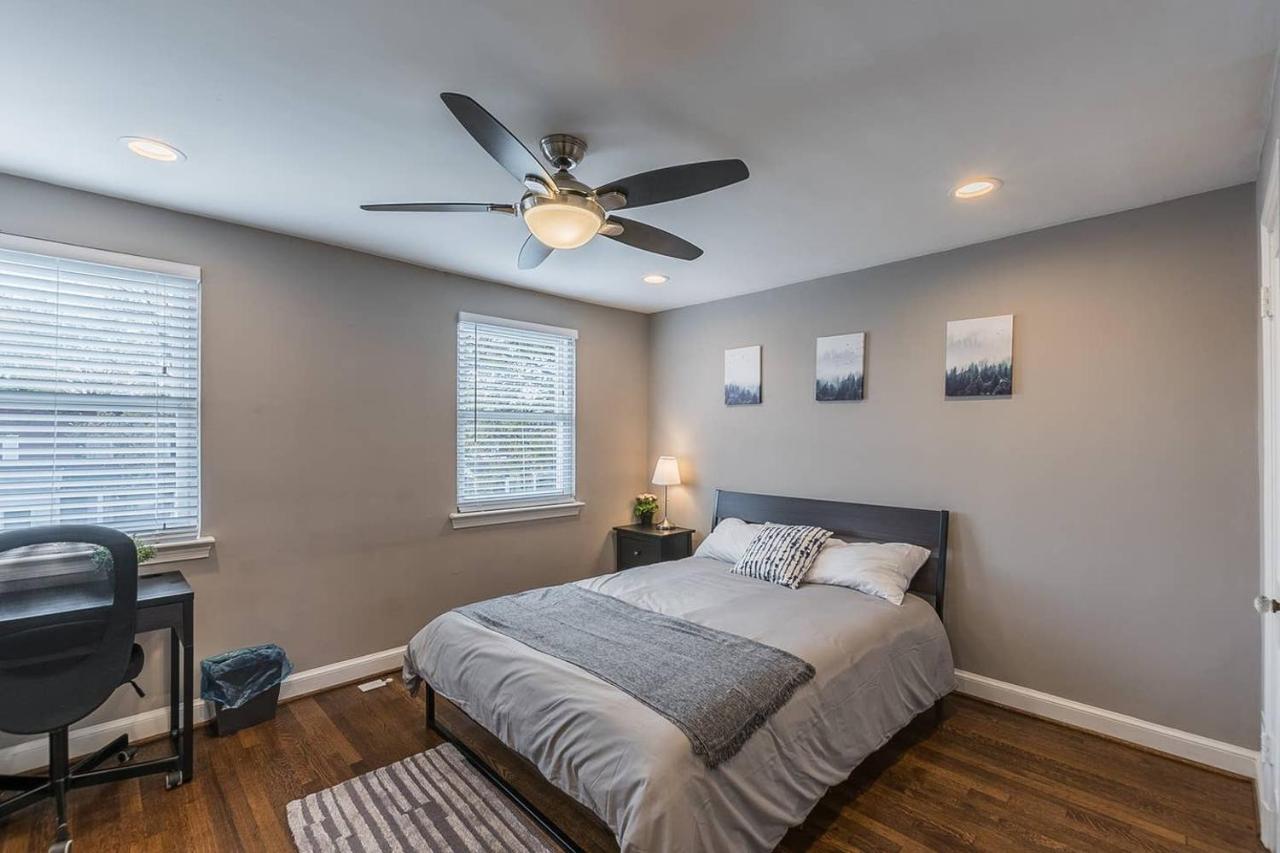 Beautiful 3Br 2Ba House With Cozy Backyard By Cozysuites Alexandria Exteriör bild