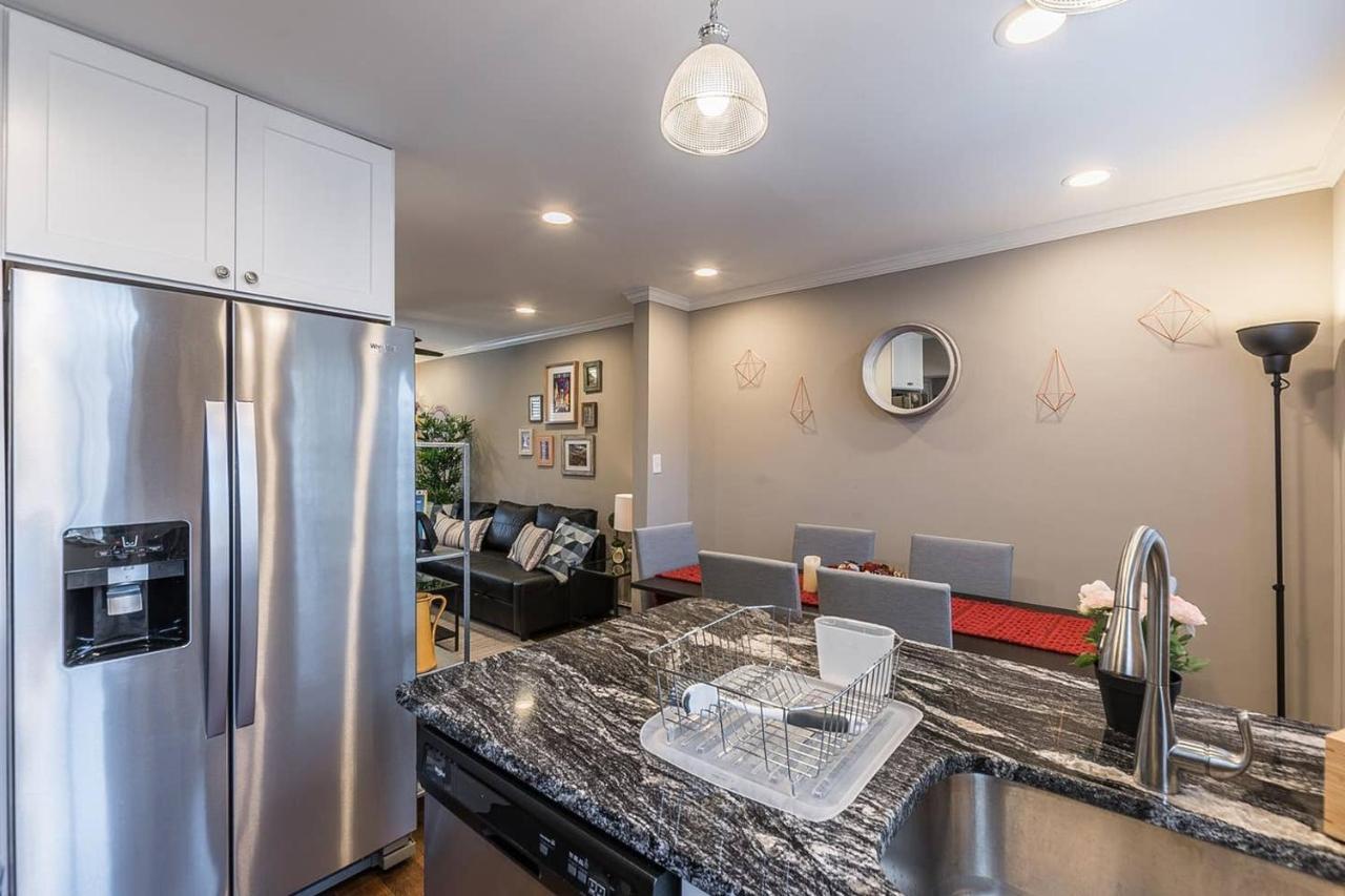 Beautiful 3Br 2Ba House With Cozy Backyard By Cozysuites Alexandria Exteriör bild