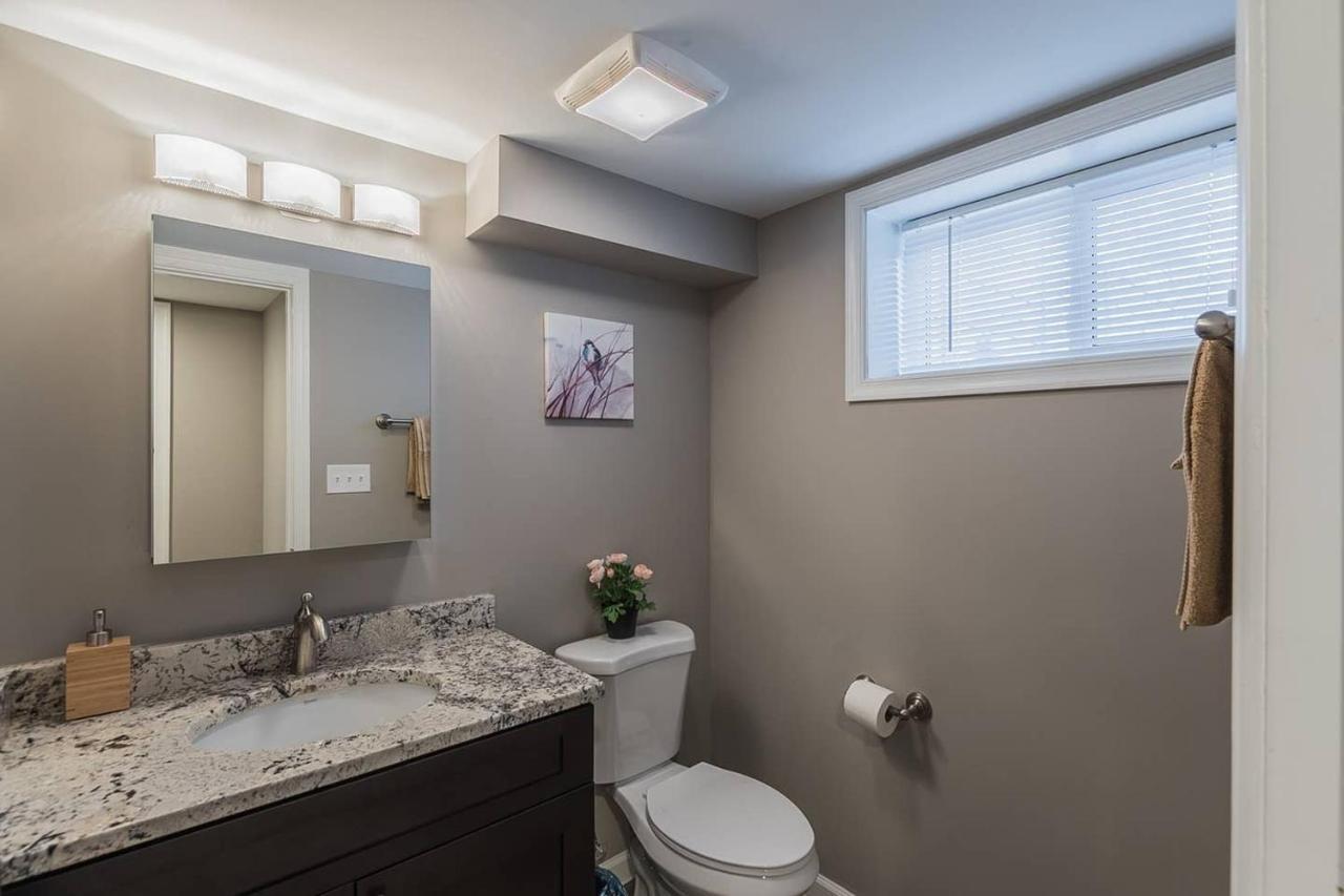 Beautiful 3Br 2Ba House With Cozy Backyard By Cozysuites Alexandria Exteriör bild