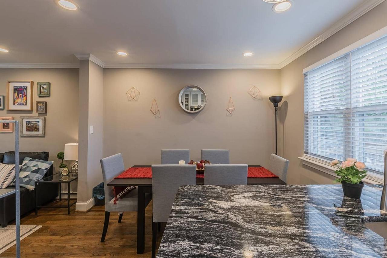 Beautiful 3Br 2Ba House With Cozy Backyard By Cozysuites Alexandria Exteriör bild